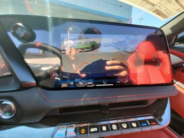 New 2026 Chevrolet Corvette E-Ray w/ Stealth Interior Trim Package AWD/4WD image 15
