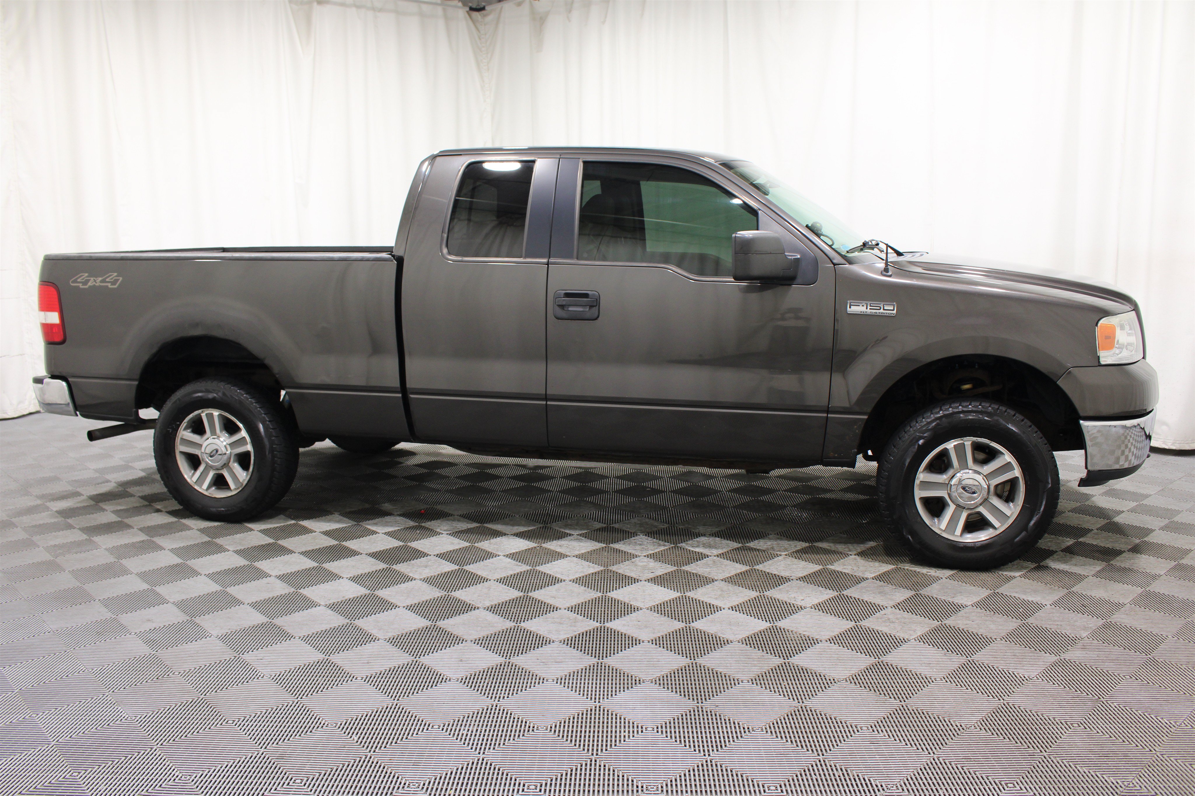Used 2006 Ford F150 XLT AWD/4WD image 22