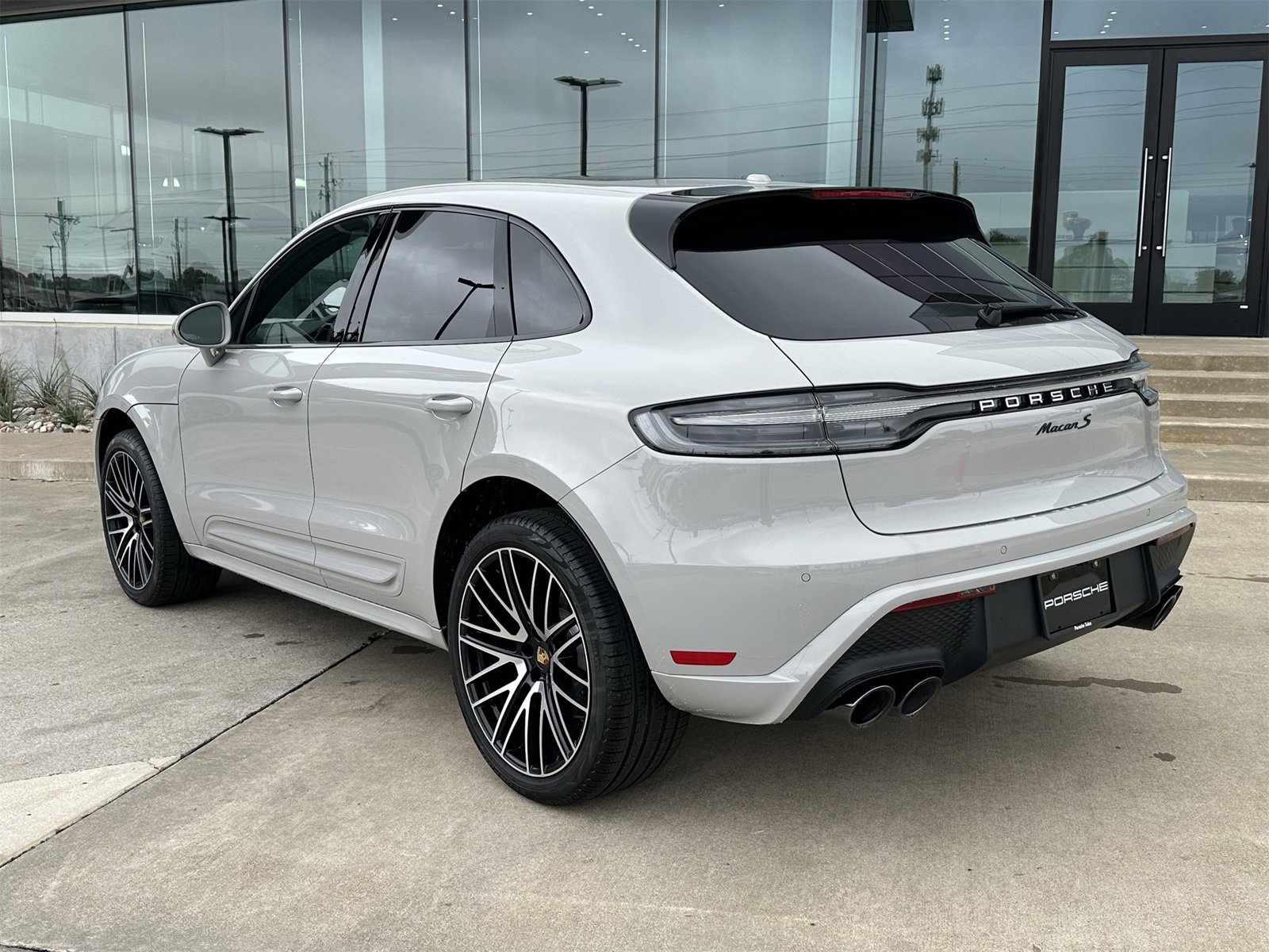 New 2026 Porsche Macan S image 3