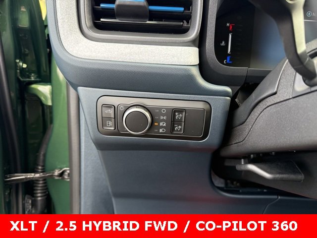 New 2025 Ford Maverick XLT image 18