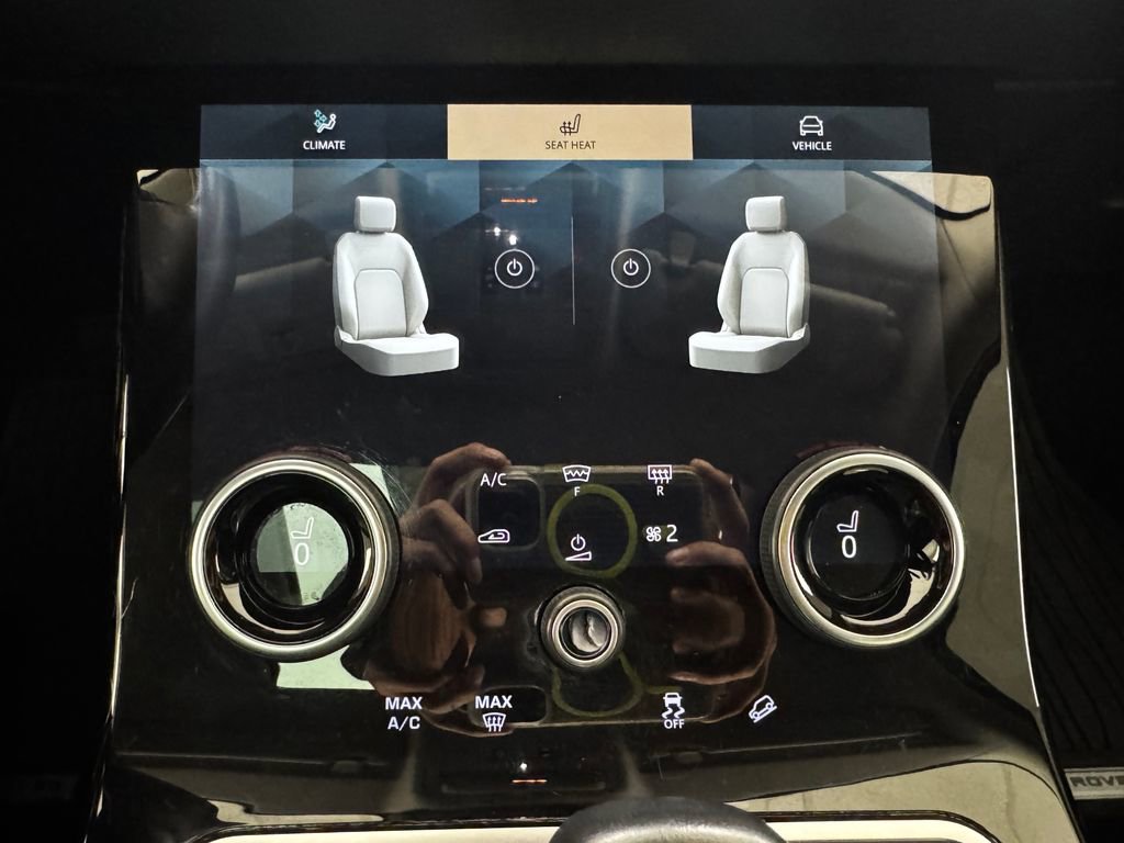 Used 2021 Land Rover Range Rover Evoque S image 22