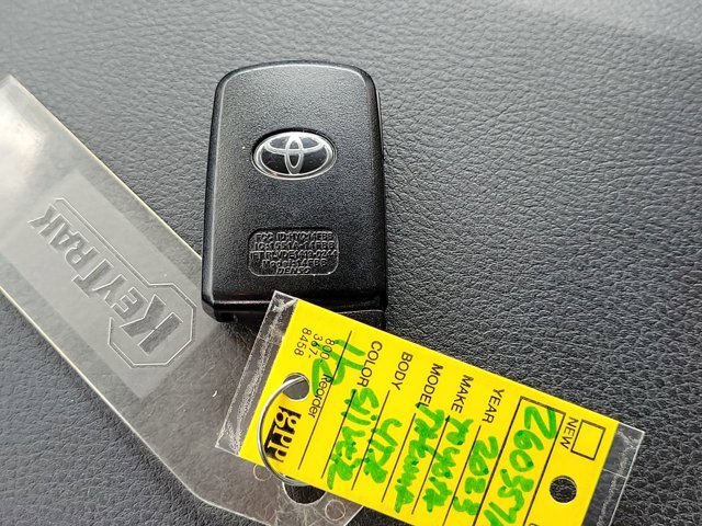 Used 2023 Toyota Tacoma SR5 image 34