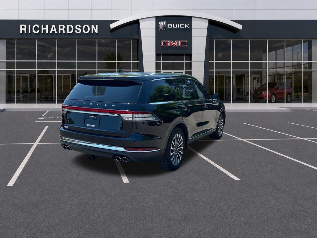 Used 2022 Lincoln Aviator Reserve AWD/4WD image 5