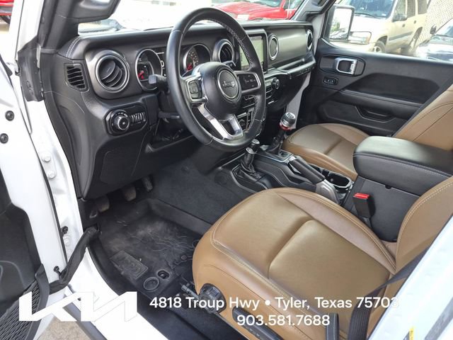Used 2022 Jeep Wrangler Unlimited Rubicon w/ LED Lighting Group AWD/4WD image 19