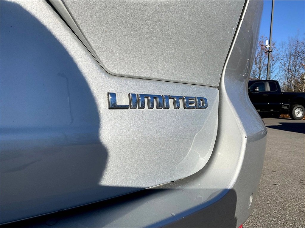 Used 2022 Jeep Grand Cherokee Limited image 27