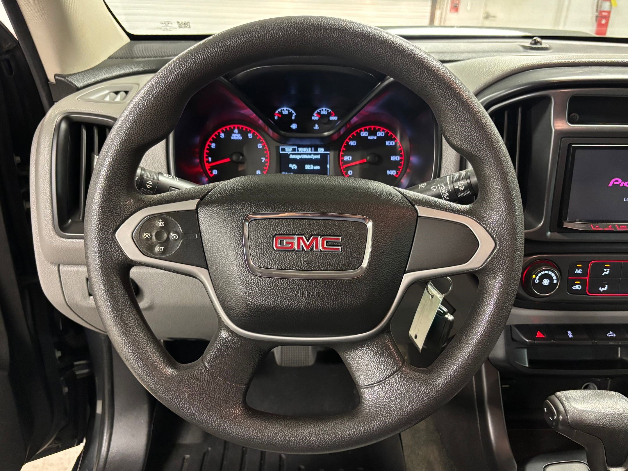 Used 2016 GMC Canyon 2WD Crew Cab w/ Convenience Package image 15