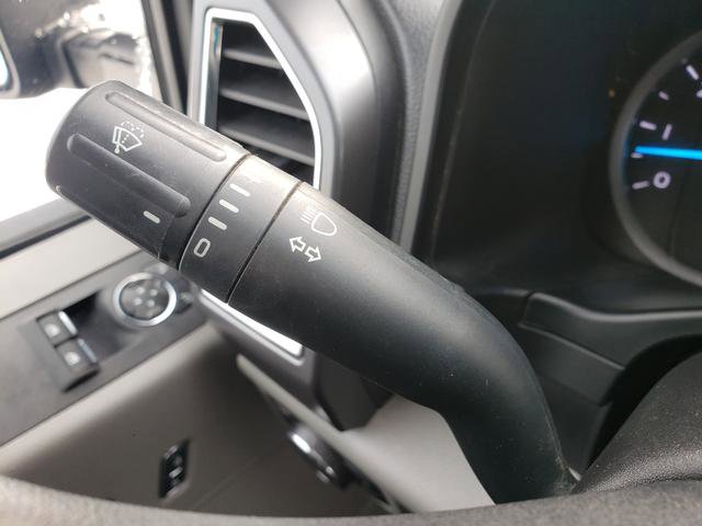 Used 2017 Ford F250 XLT w/ Snow Plow Prep Package image 24