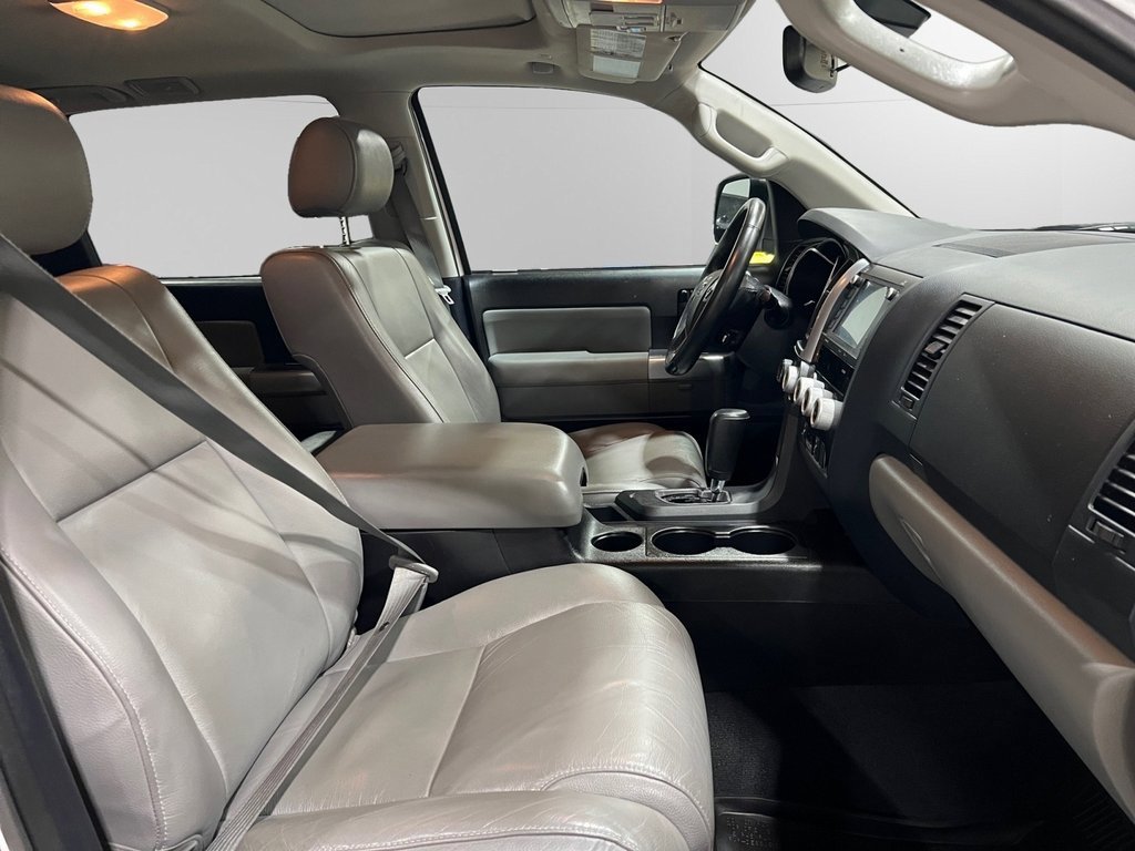 Used 2021 Toyota Sequoia SR5 w/ Premium Package image 14