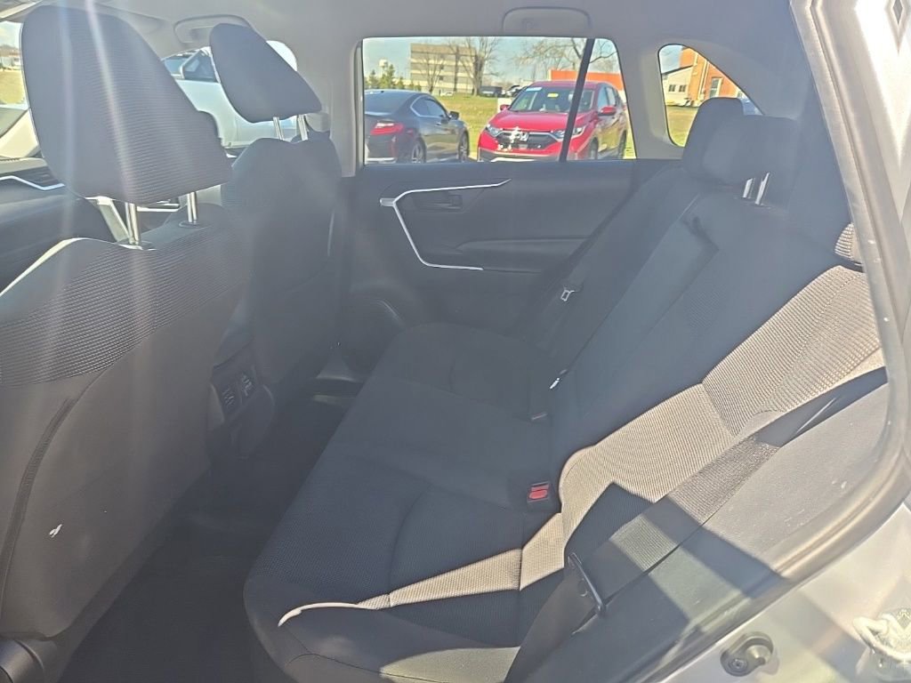 Used 2019 Toyota RAV4 LE image 25