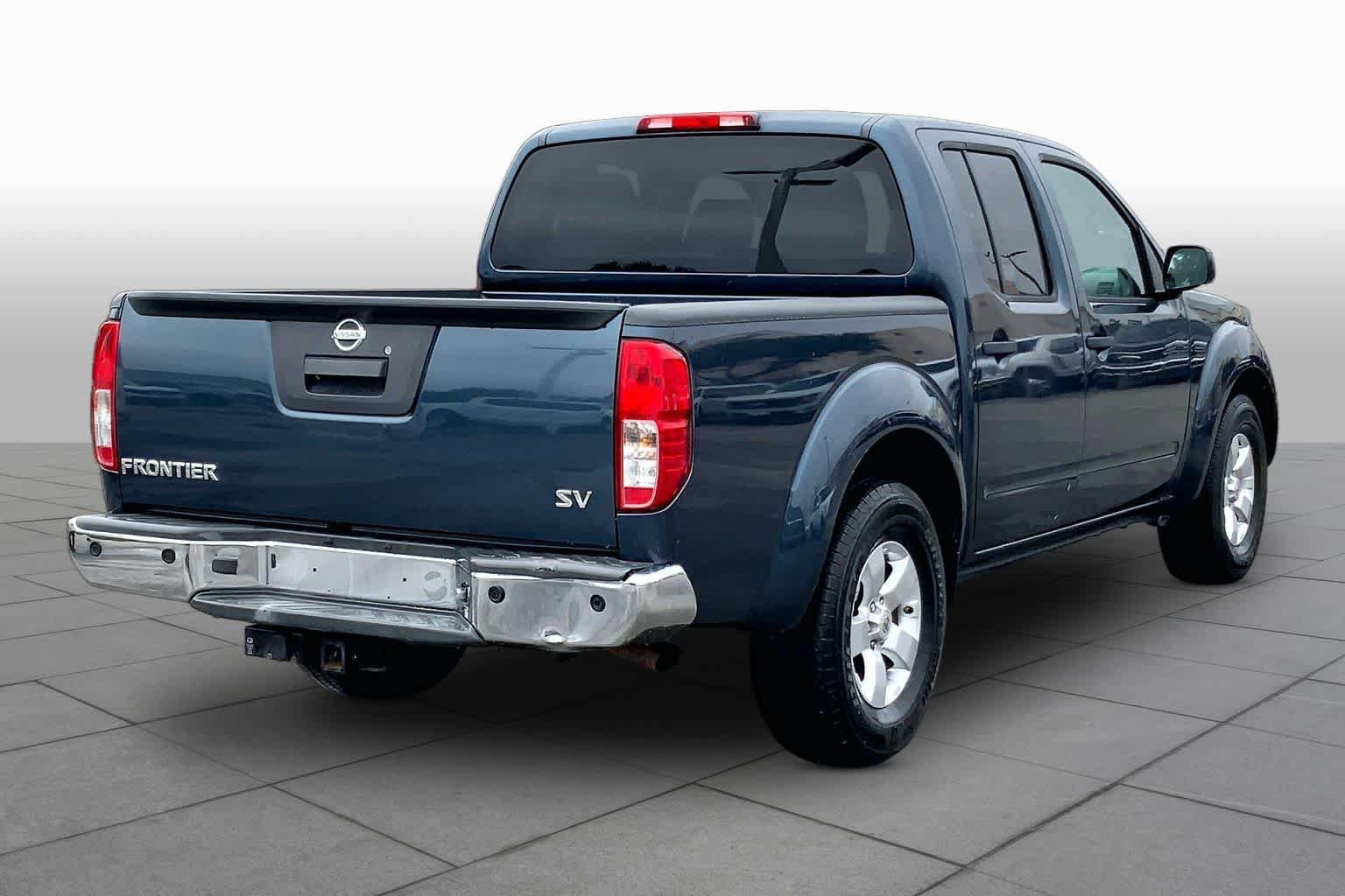 Used 2013 Nissan Frontier SV w/ SV Value Truck Pkg RWD image 13