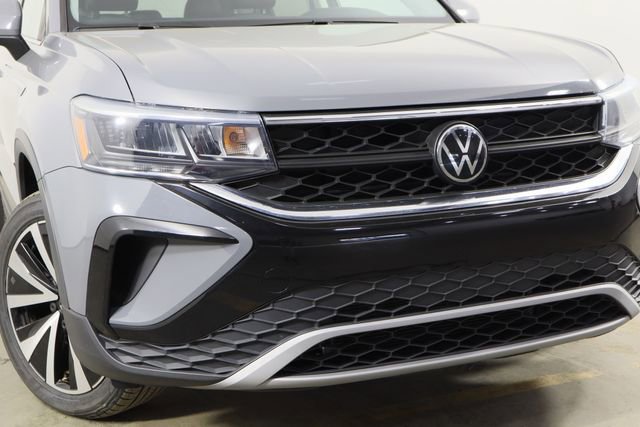 Used 2023 Volkswagen Taos SE image 38
