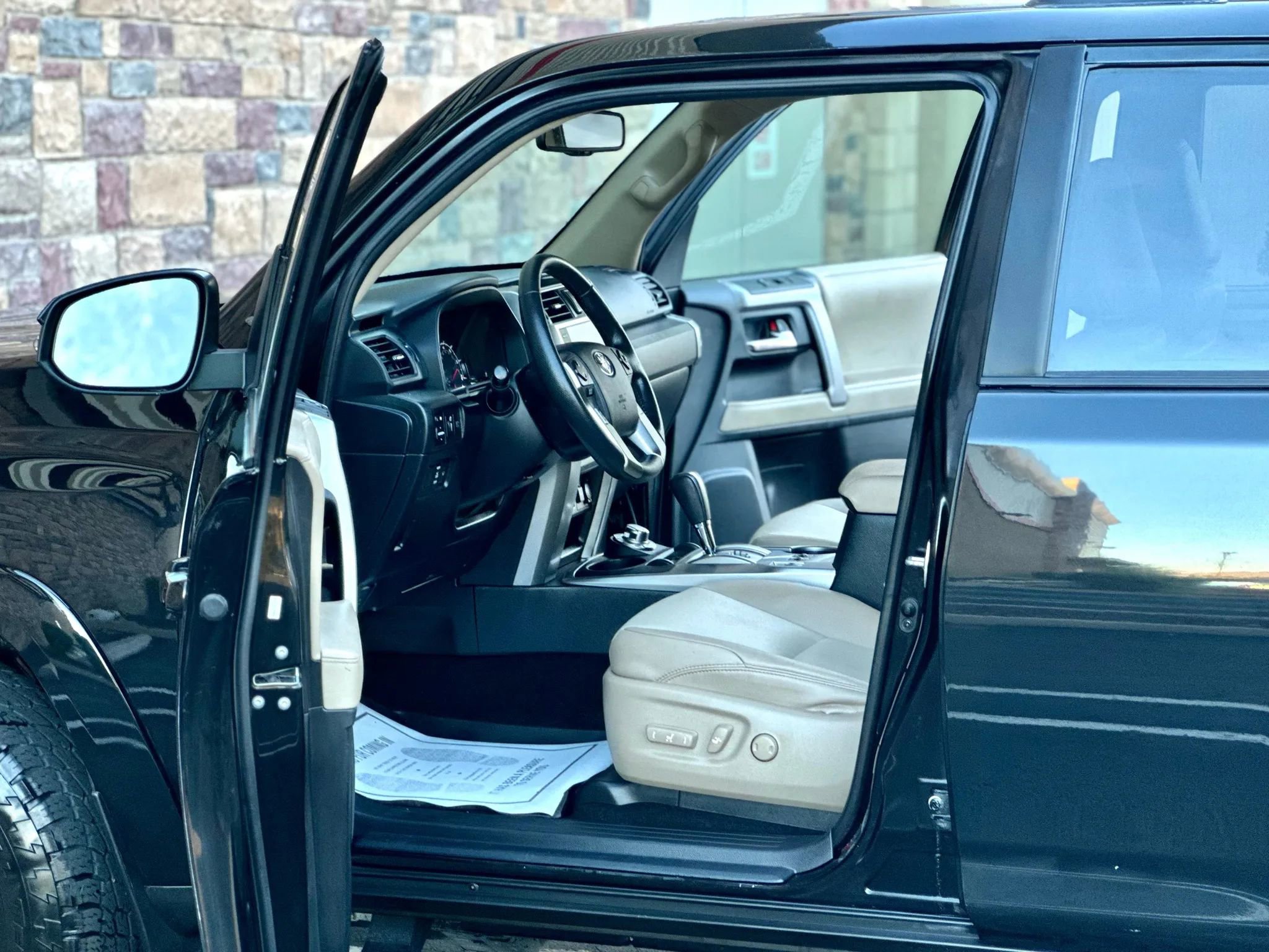 Used 2024 Toyota 4Runner SR5 Premium w/ Moonroof Package image 10