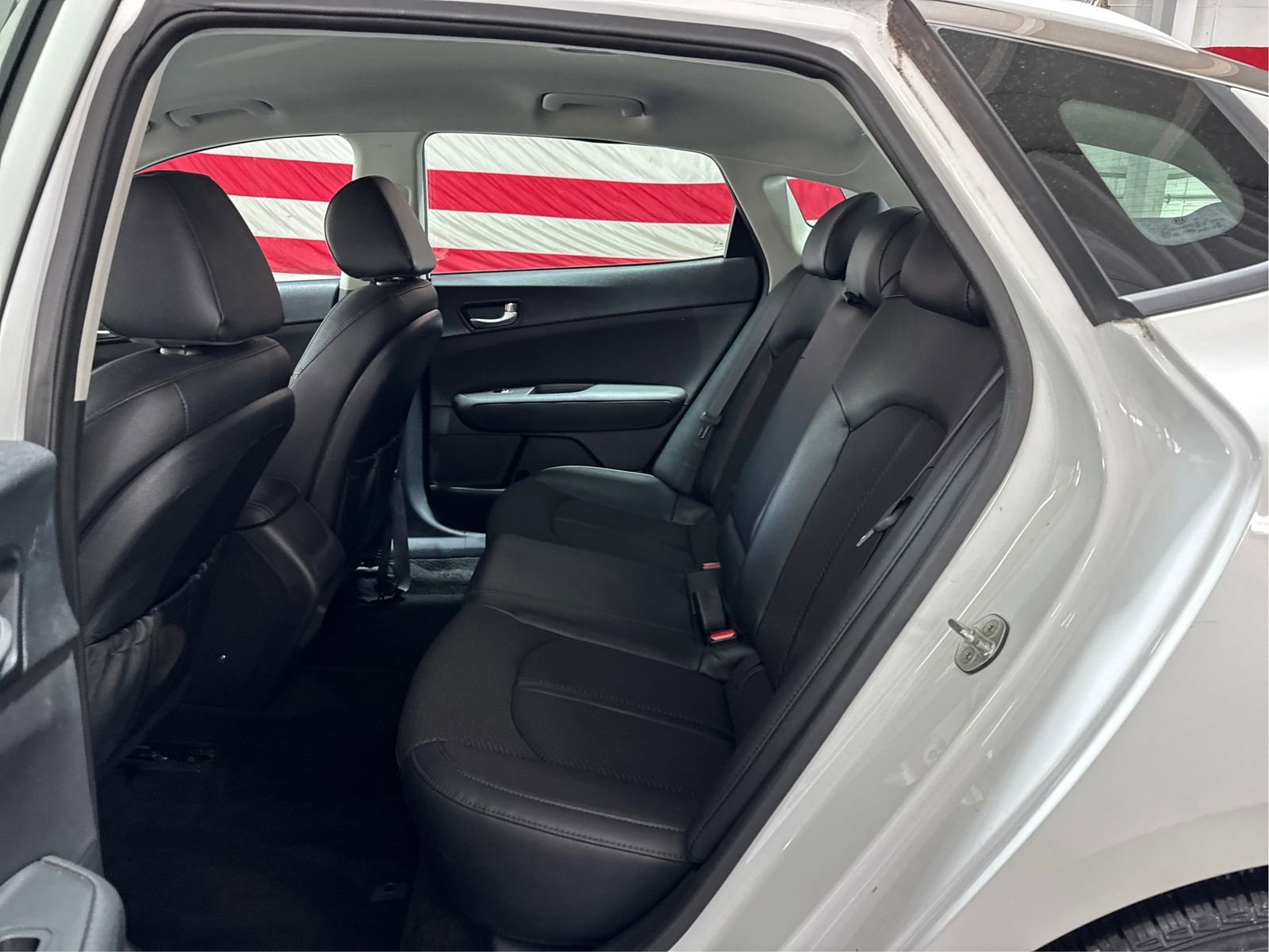 Used 2018 Kia Optima S FWD image 10