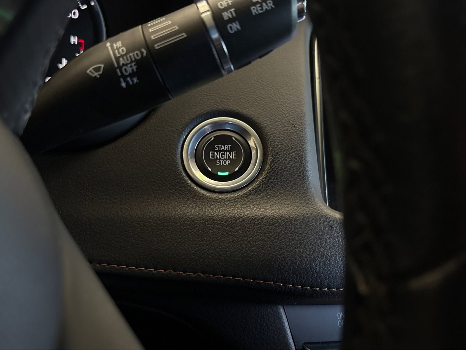 Used 2023 Cadillac XT4 Sport FWD image 26