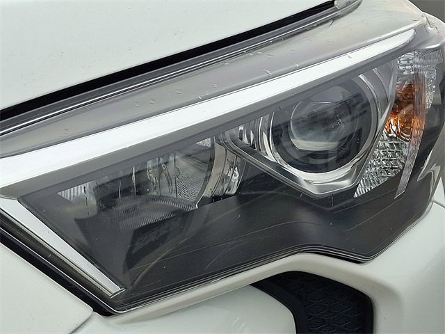 Used 2024 Toyota 4Runner SR5 Premium image 9
