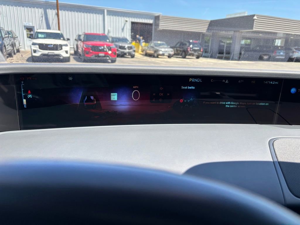 Used 2025 Lincoln Nautilus Reserve AWD/4WD image 21