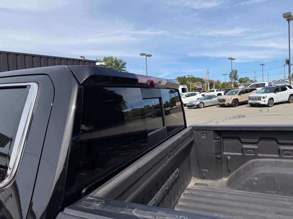 Used 2023 GMC Sierra 1500 Denali w/ Denali Reserve Package AWD/4WD image 9