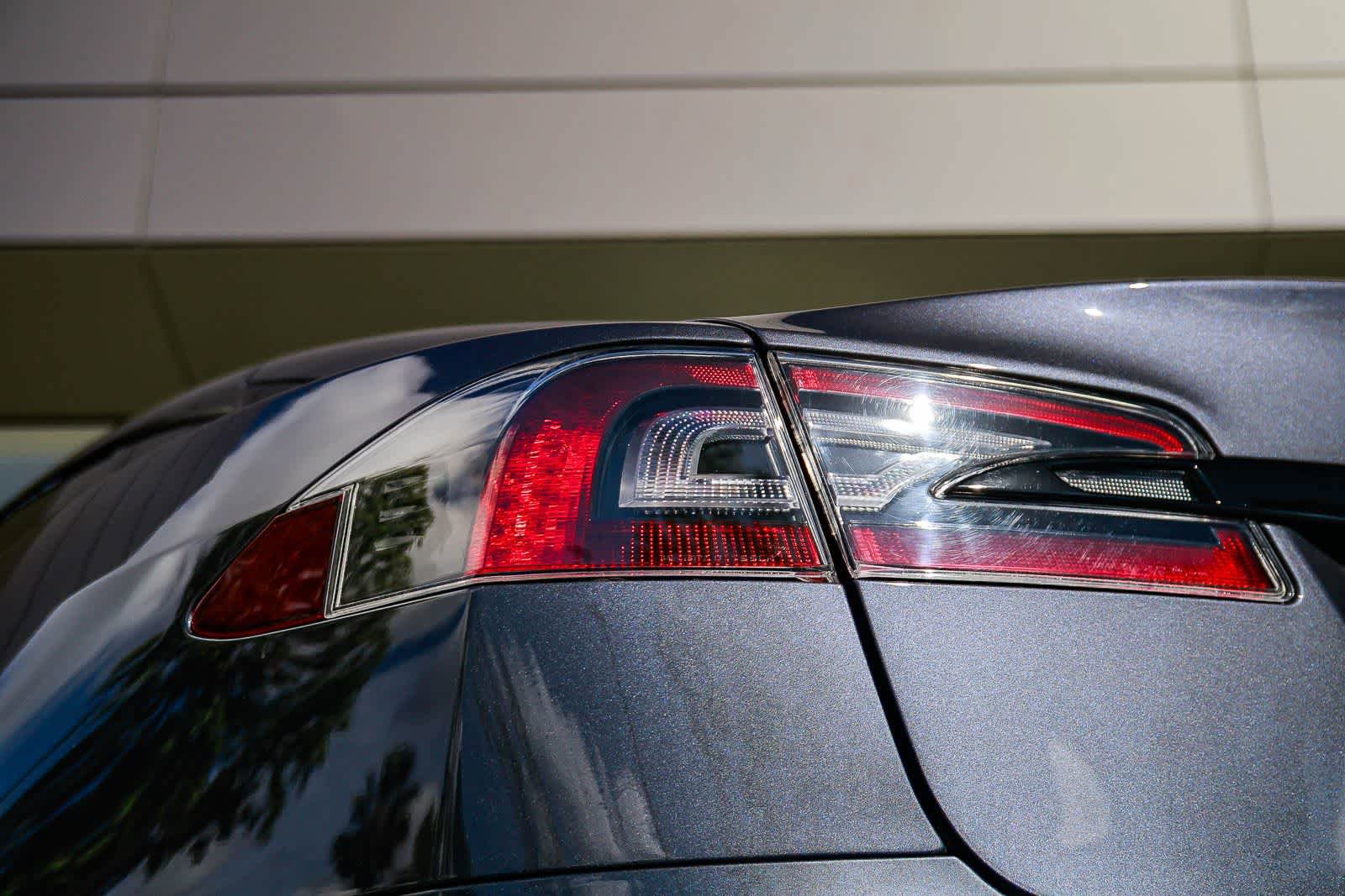 Used 2021 Tesla Model S Plaid AWD/4WD image 7