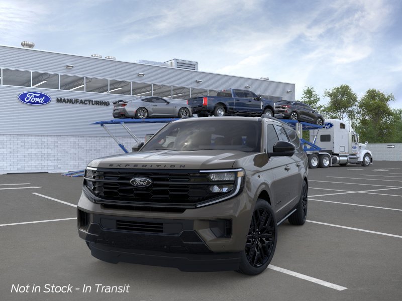 New 2026 Ford Expedition Max Platinum w/ Stealth Performance Package AWD/4WD image 2