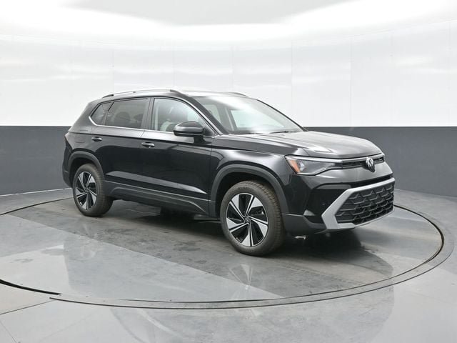 New 2026 Volkswagen Taos SE AWD/4WD image 1