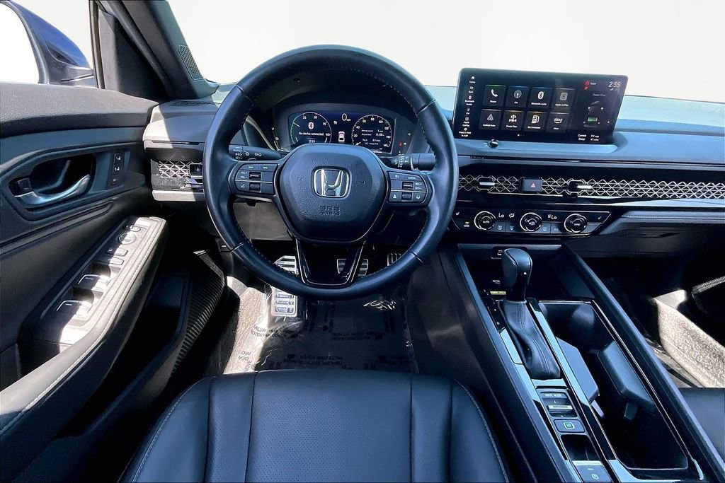 Used 2025 Honda Accord Sport image 9
