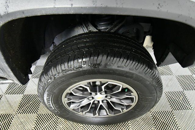 Used 2021 Chevrolet Colorado ZR2 image 17