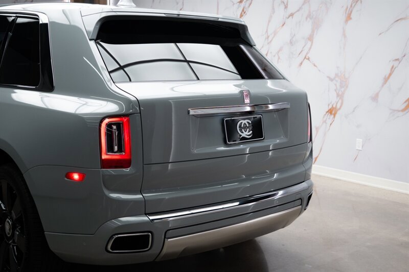 Used 2020 Rolls-Royce Cullinan AWD/4WD image 18