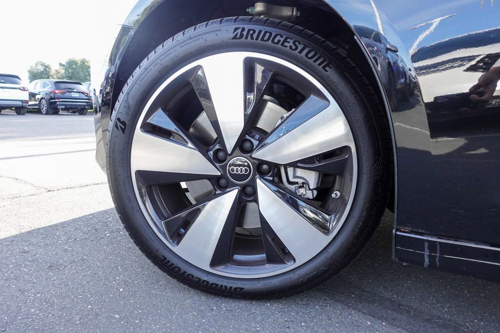 Used 2025 Audi A5 2.0T Premium Plus w/ Premium Plus image 10