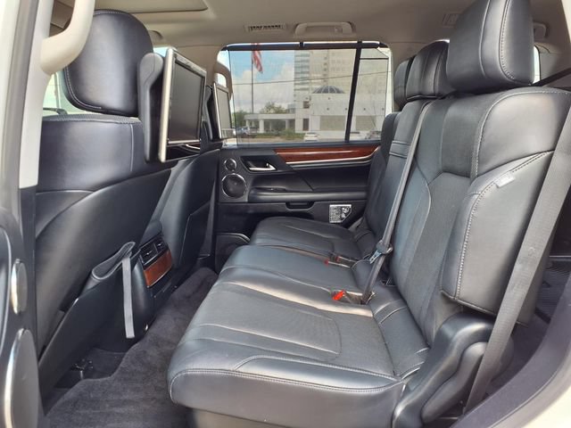 Used 2018 Lexus LX 570 4WD w/ Luxury Package image 5