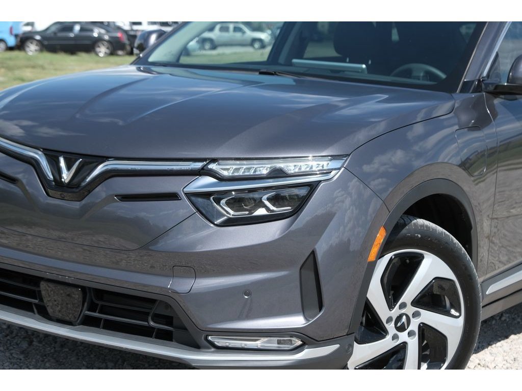 Used 2023 VinFast VF 8 Plus AWD/4WD image 5