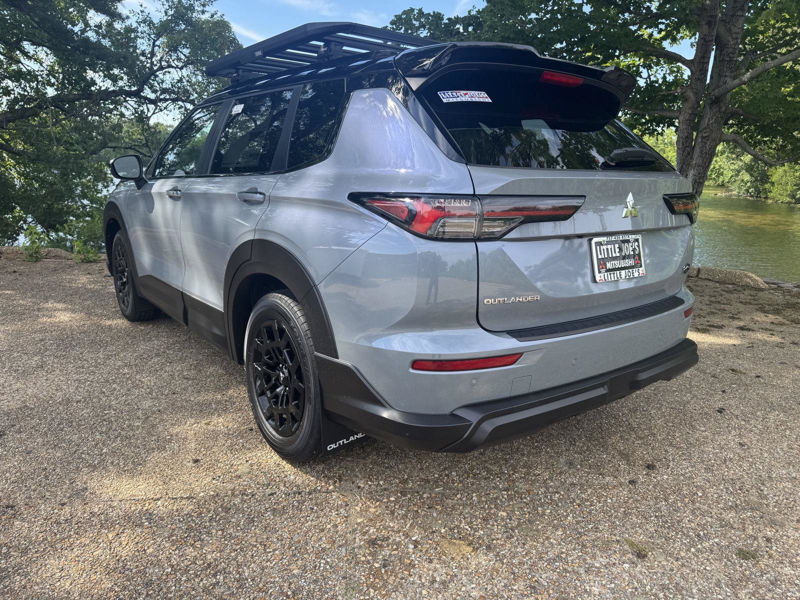 New 2026 Mitsubishi Outlander AWD image 8