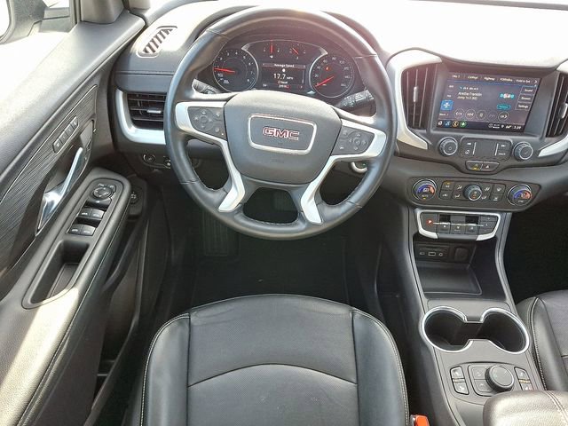 Used 2024 GMC Terrain SLT image 15