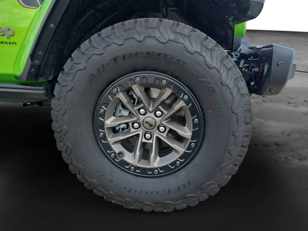 Used 2025 Jeep Wrangler Unlimited Rubicon 392 AWD/4WD image 13