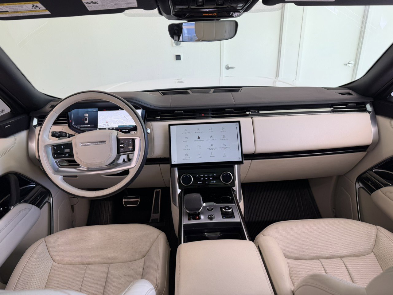 Used 2023 Land Rover Range Rover SE AWD/4WD image 30