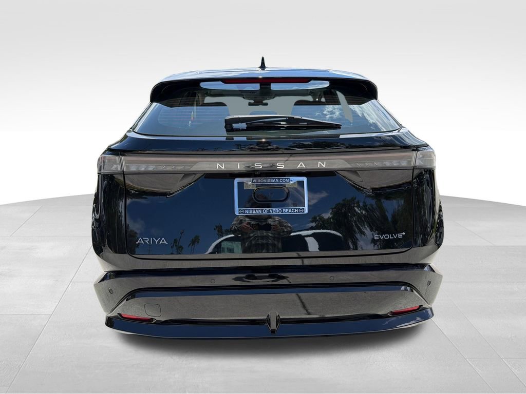 Used 2023 Nissan Ariya FWD image 6