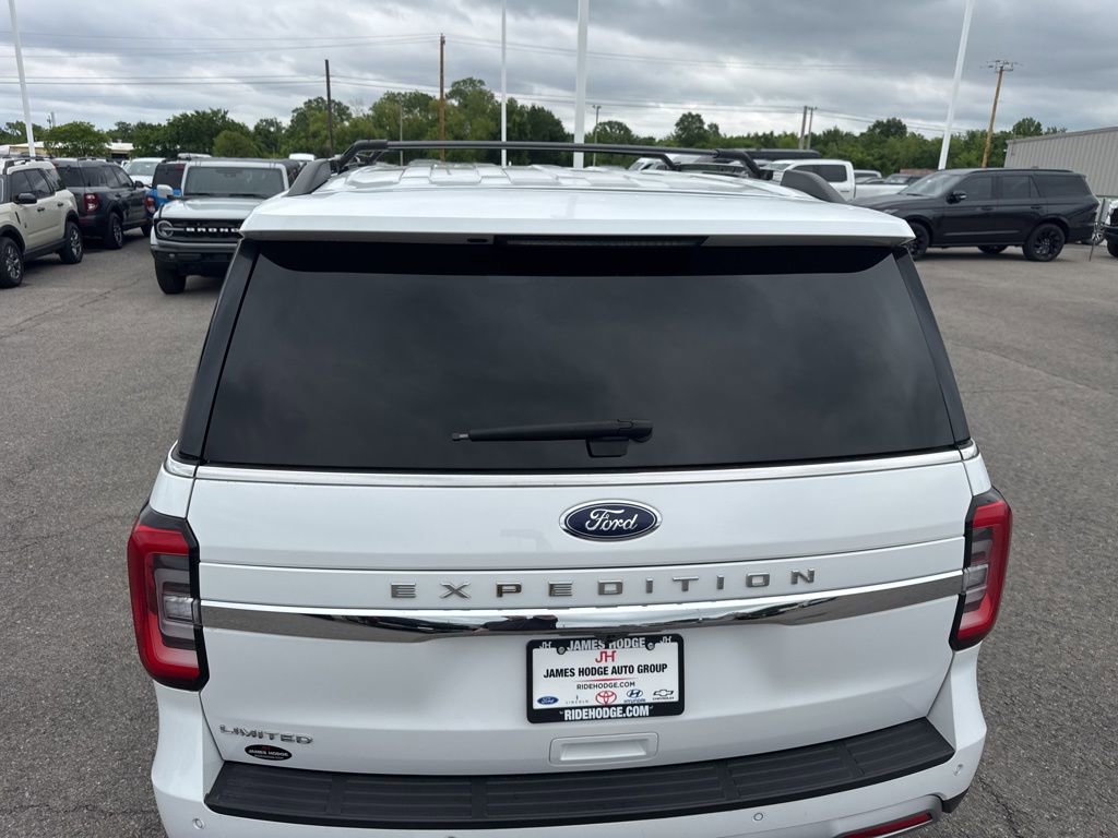 Used 2024 Ford Expedition Limited image 9