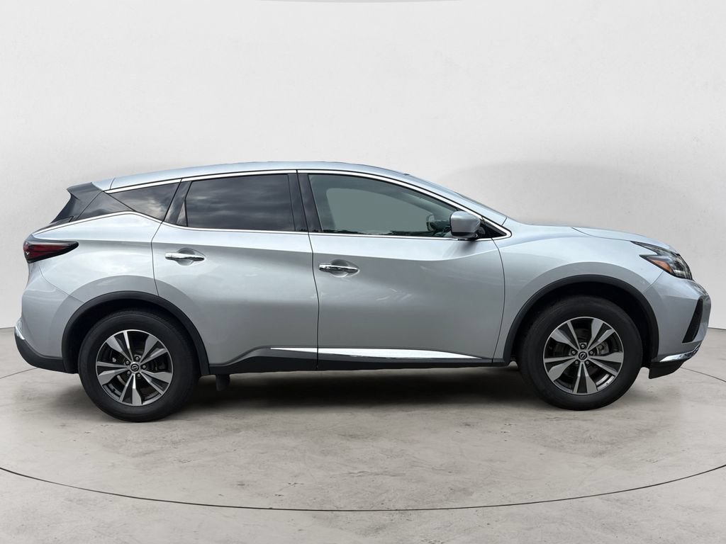 Used 2023 Nissan Murano S AWD/4WD image 2