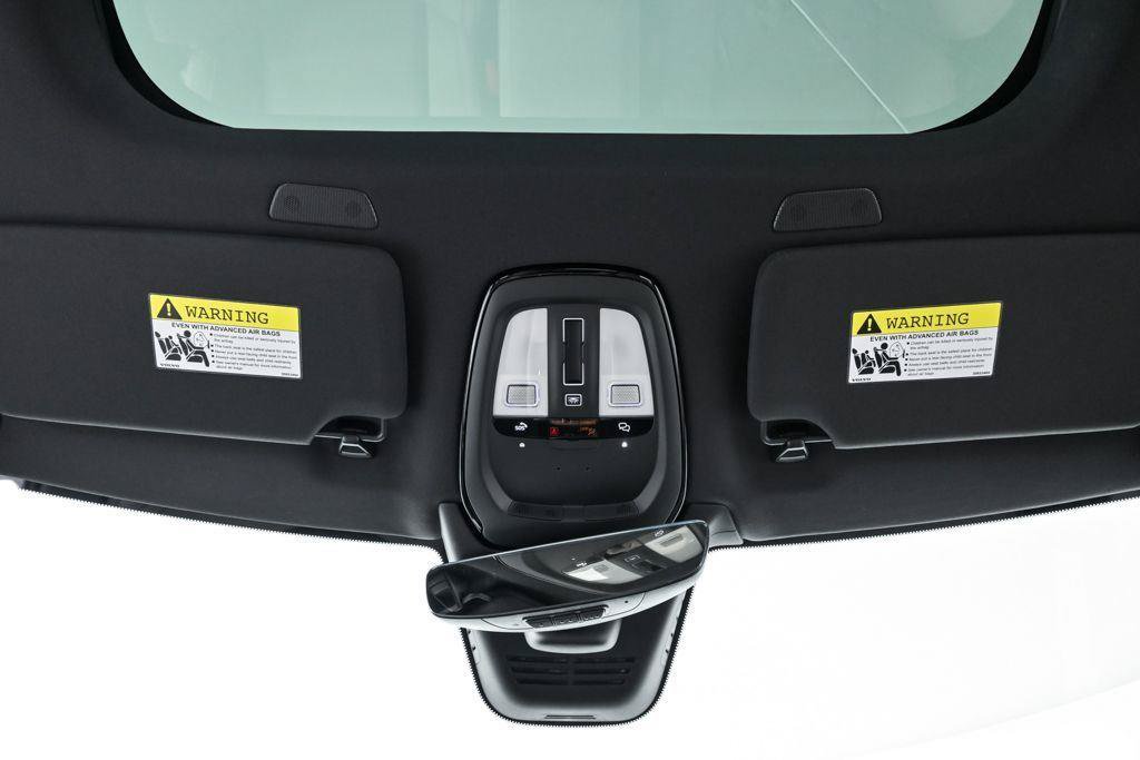 New 2026 Volvo XC90 B6 Plus w/ Protection Package Premier AWD/4WD image 19