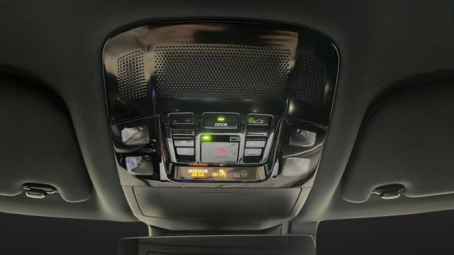 Used 2025 Lexus RX 500h F Sport AWD/4WD image 40