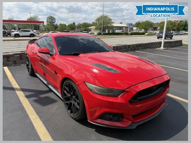 Used 2015 Ford Mustang GT RWD image 1