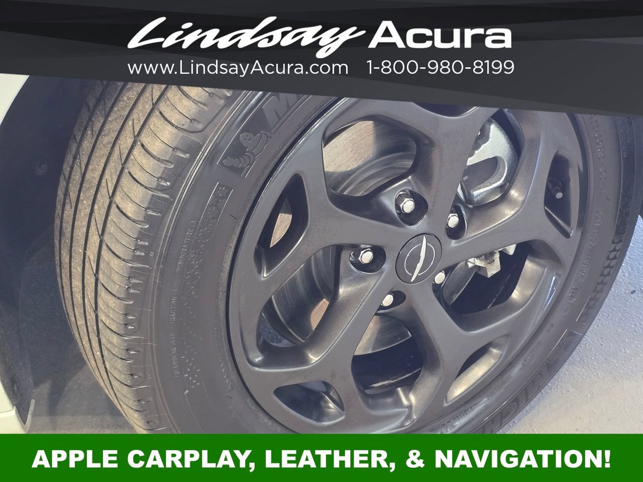 Used 2024 Chrysler Pacifica Limited FWD image 22