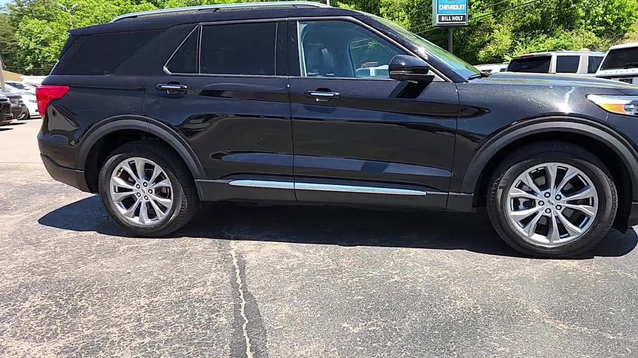 Used 2023 Ford Explorer Limited w/ Limited Technology Package AWD/4WD image 9