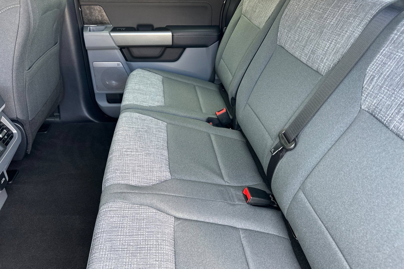 New 2026 Ford F250 XLT w/ XLT Premium Package AWD/4WD image 11