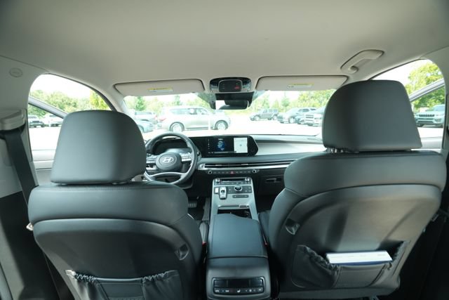 Used 2025 Hyundai Palisade SEL FWD image 26