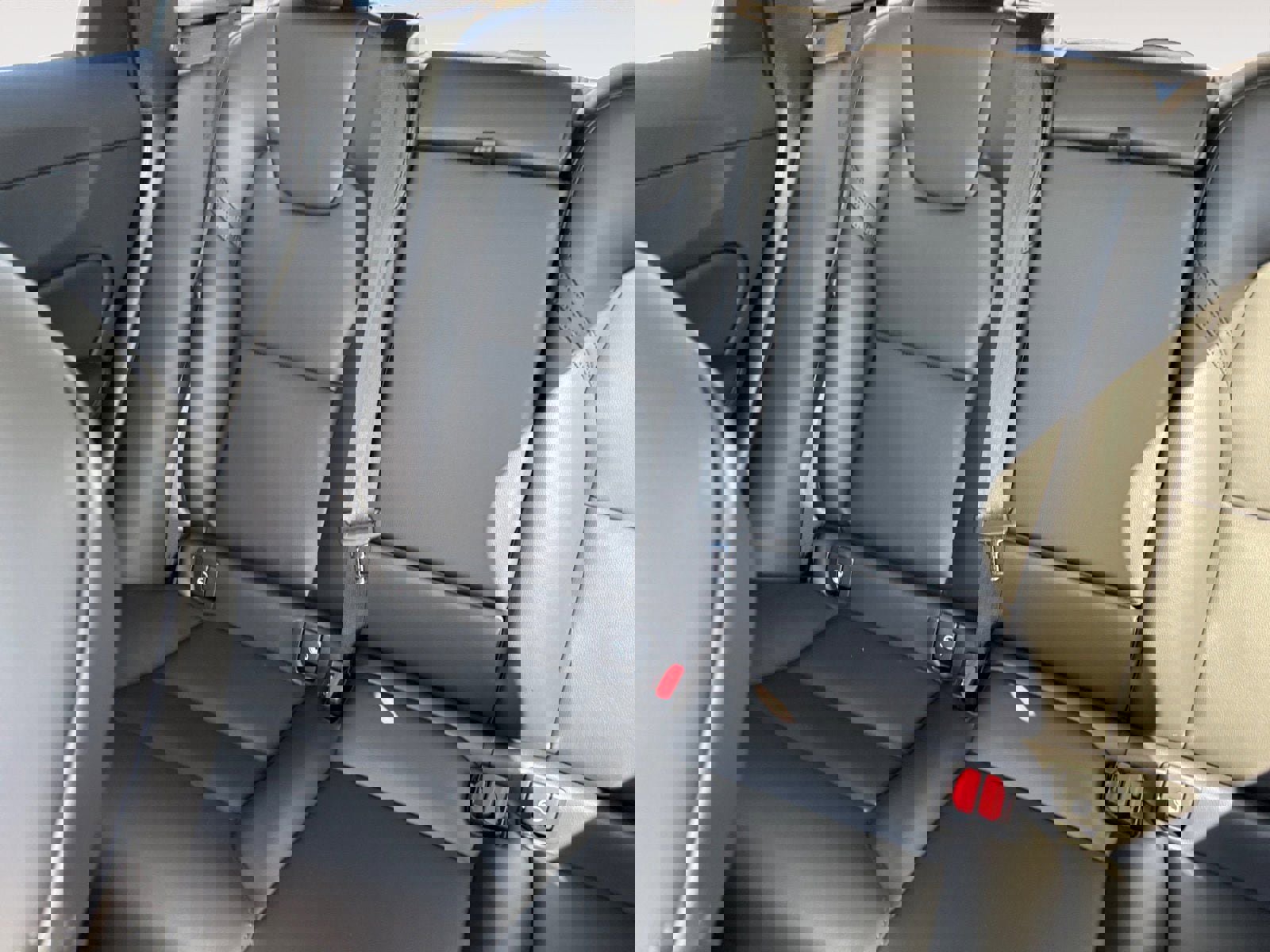 New 2025 Volvo XC60 B5 Core w/ Climate Package image 13