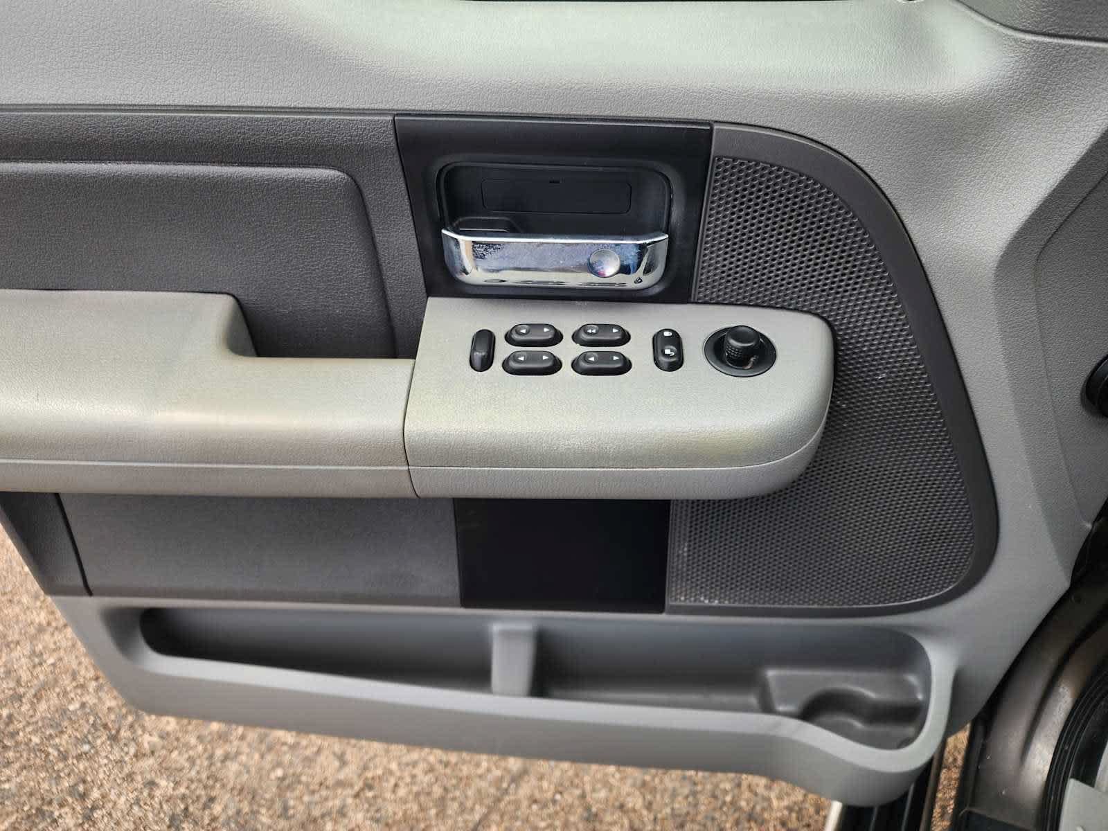 Used 2007 Ford F150 XLT RWD image 19