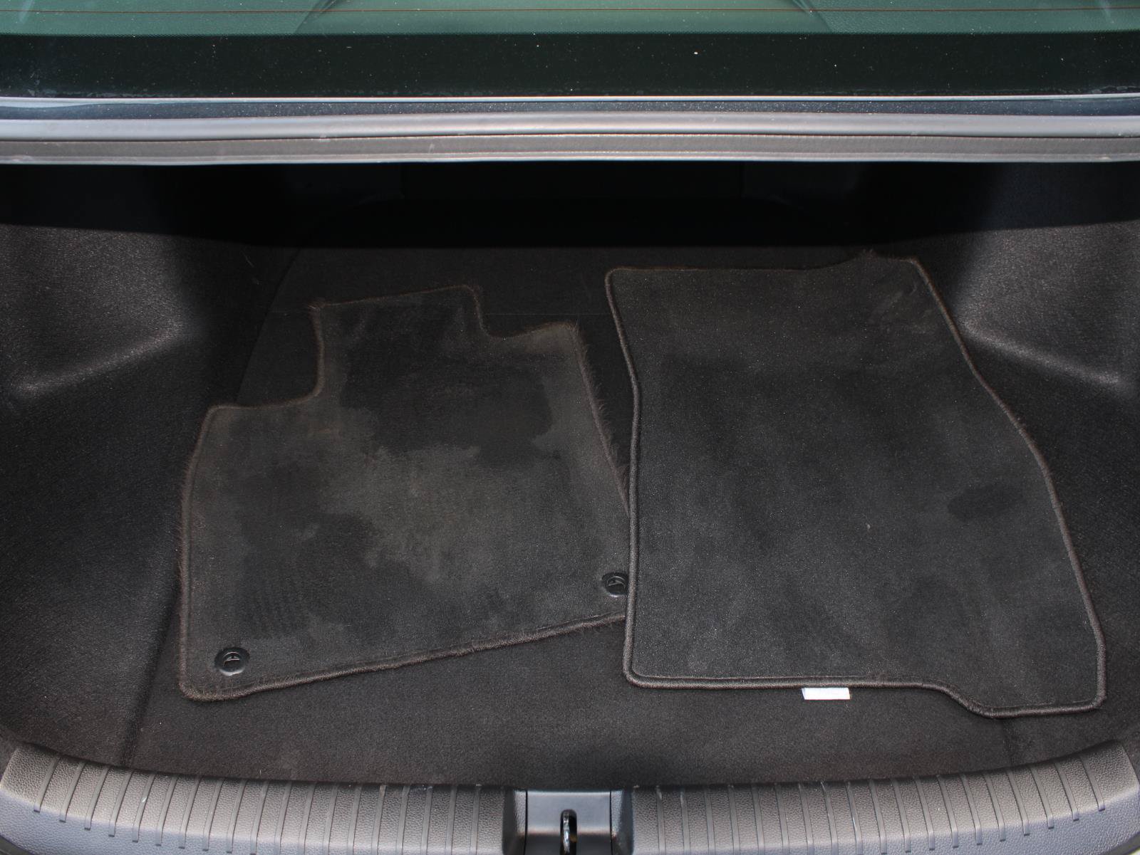 Used 2023 Honda Accord EX image 8