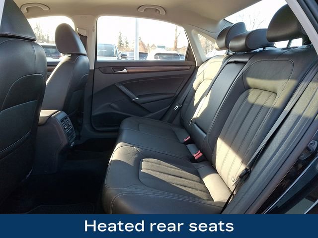 Used 2020 Volkswagen Passat 2.0T SEL image 12