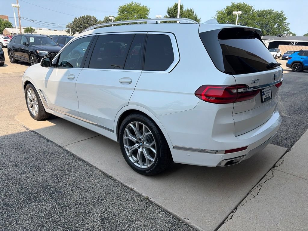 Used 2022 BMW X7 xDrive40i w/ Executive Package AWD/4WD image 6