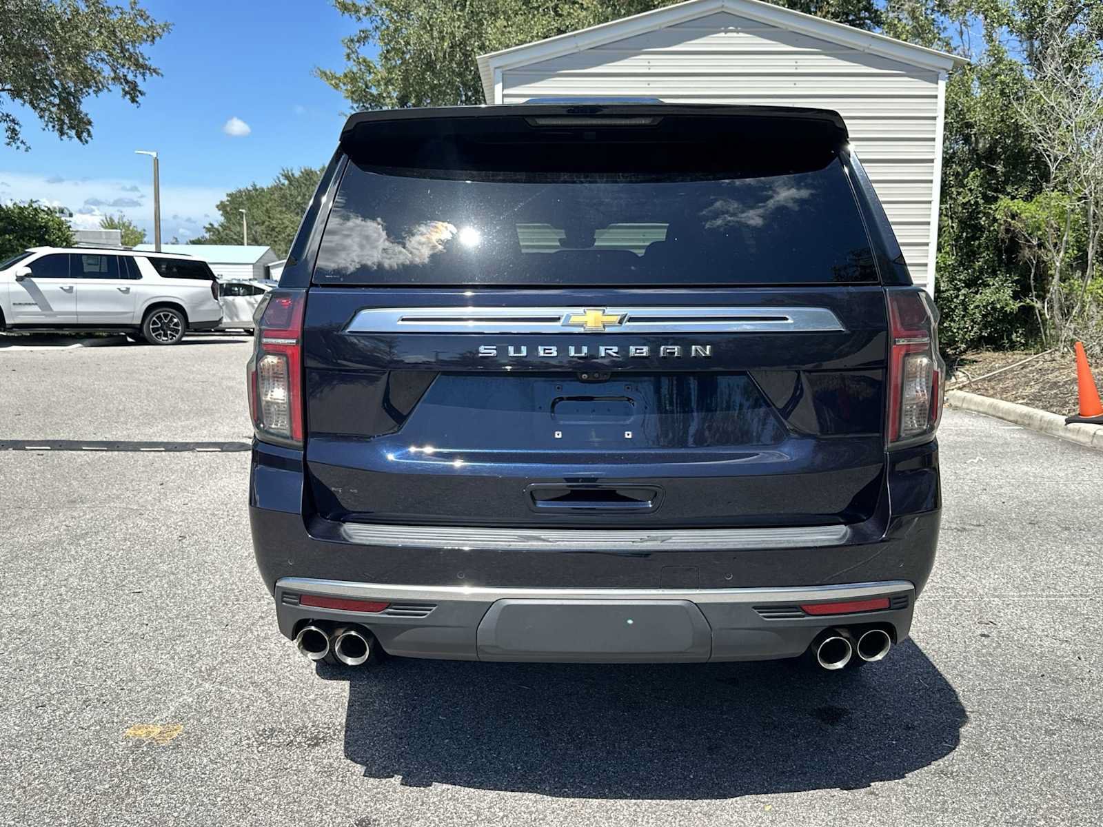 Certified 2023 Chevrolet Suburban High Country w/ Max Trailering Package RWD image 5